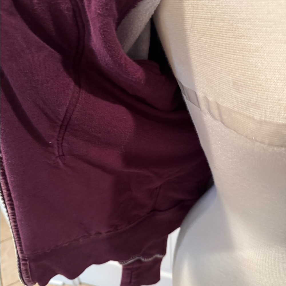 Special Edition Lululemon Scuba Hoodie Zip Up Sweatshirt 6 Plum Purple Fair Isle - Picture 3 of 11